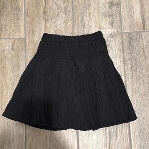Zara Black girls Crinkle Skirt Smocked size 10